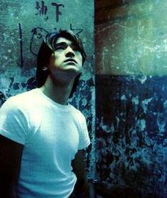 堕落天使无删减在线播放,无删减版，揭露黑暗世界的真实面纱