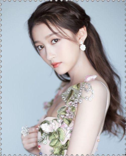 明星系列关晓彤小说,明星之路的璀璨星光