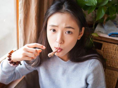 娱乐爆料吴倩视频,娱乐爆料引发网友热议