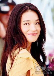 女明星笑图片,女明星的甜蜜瞬间