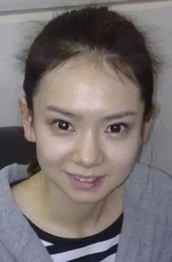 明星晒李子图爆料视频,幕后爆料视频曝光幕后真相